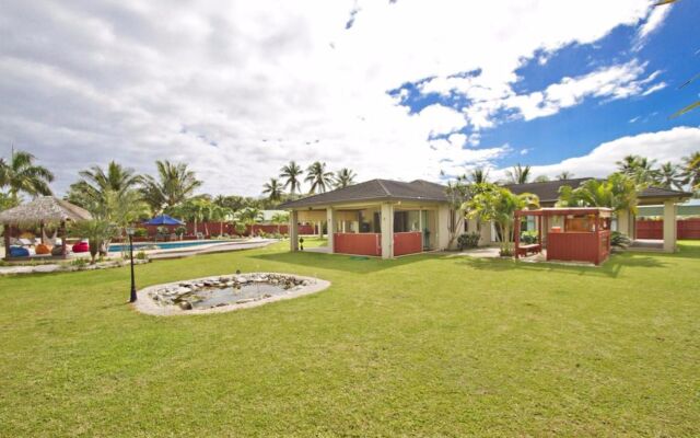 Rarotonga's Fishing Lodge - GT's