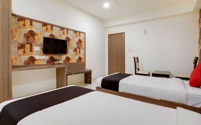 Capital O 49135 Sri Simran Park Hotel