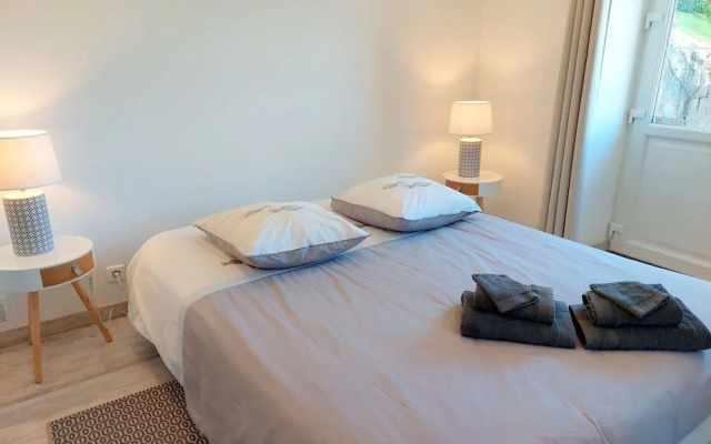 Holiday Home in Plonevez Porzay