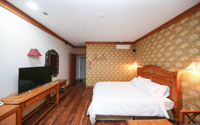 Suanbo Hotel Screen