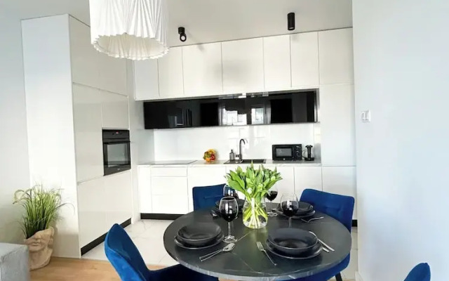 Lumina 3-room apart on Drewnowska