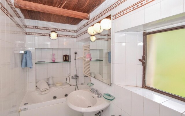 Flat 2 Bedrooms 1 Bathroom - Grimaldi