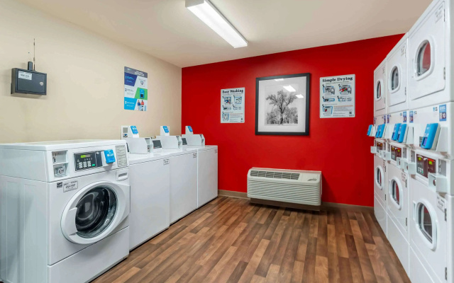 Extended Stay America Suites Chicago Woodfield Mall