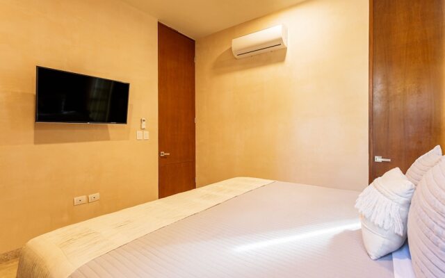Luxury 2 Bedroom Suite Private Pool TL01