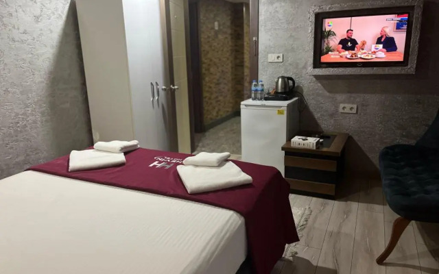Hevi̇n Hotel