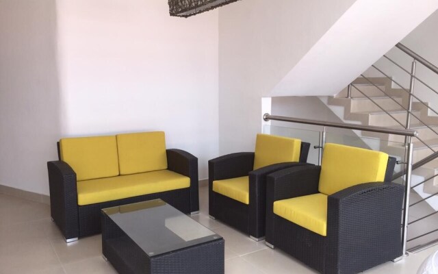 Hotel Cayena Inn