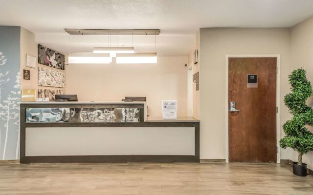 Wingate by Wyndham Kings Bay Naval Base / I-95