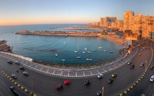 Alexandria Luxury Apartments Gleem 2 Direct Sea View