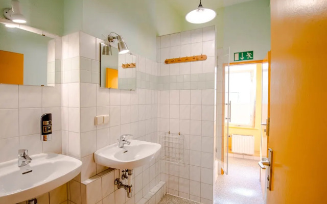 Annabanana Hostel