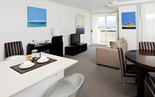 Cairns Central Plaza Apartment Hotel