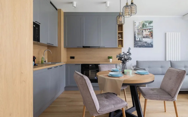 Cracow Apartment With Gym by Renters