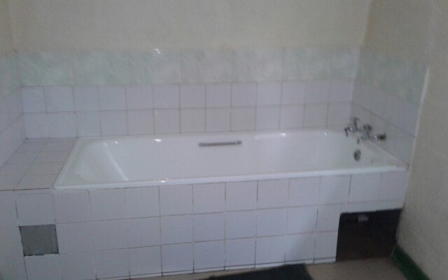 Kazungula Guest House