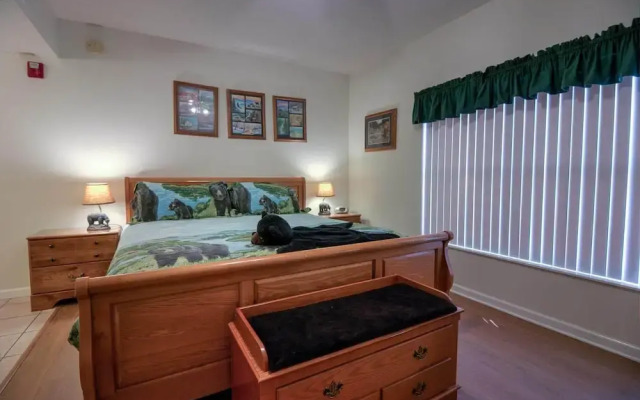 Whispering Pines 611