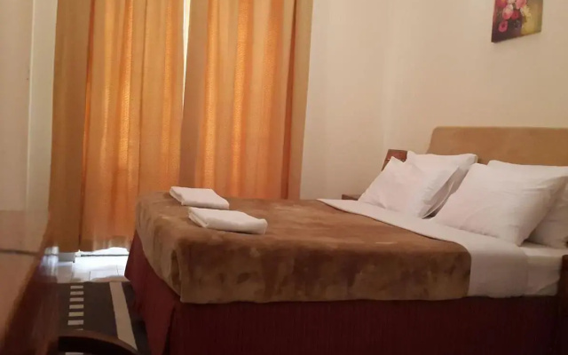 Al Raein Hotel Apartments