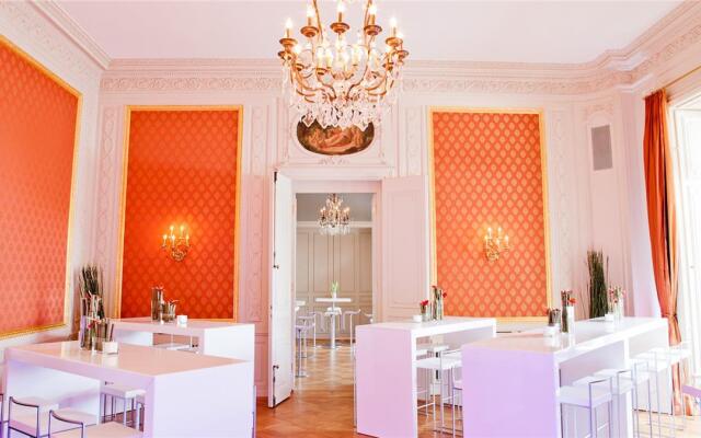 Villa Rothschild, an Autograph Collection Hotel