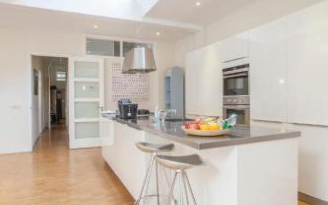 Helmers | Artfulstay