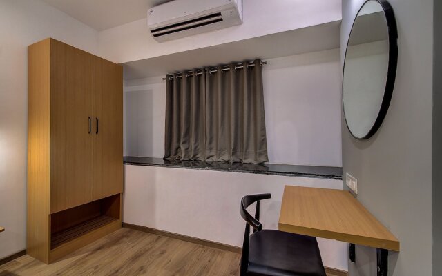 OYO Townhouse 046 Khar West Station