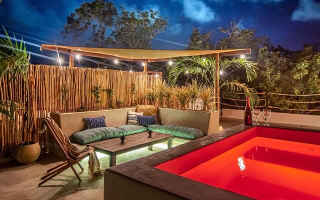 Villa Ujo 100 mb WiFi 2 Private Pools