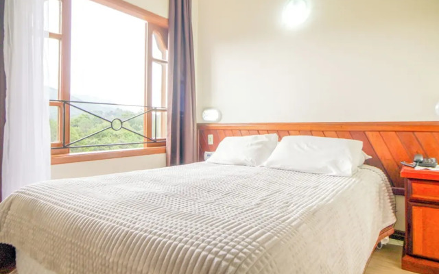 Hotel Ninho do Falcao