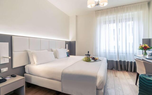 Mercure Milano Solari Hotel