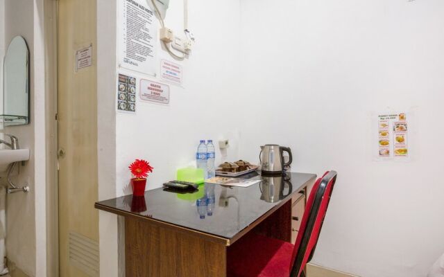 Alex Hostel by OYO Rooms