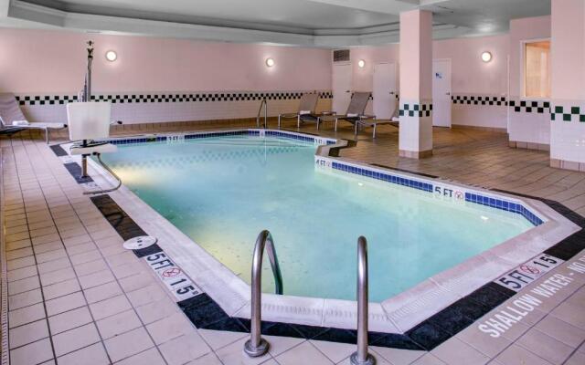 Holiday Inn Express Hotel & Suites Pittsburgh-South Side by IHG