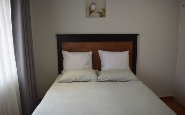 Monavale Hills Getaway