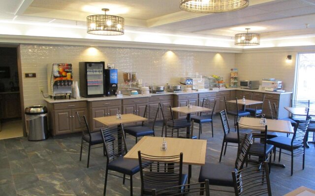 Best Western Plus Hudson I-94