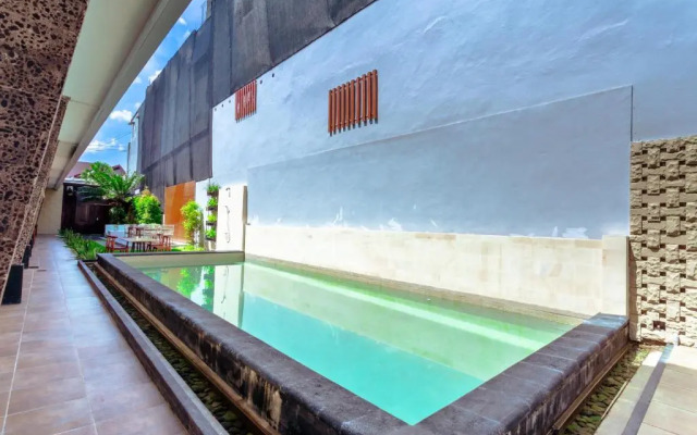 Lega Legi Town House Seminyak by The Lavana