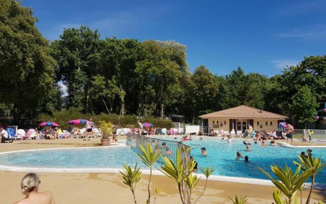 4 Star Village Cozy Chalet Near Beach