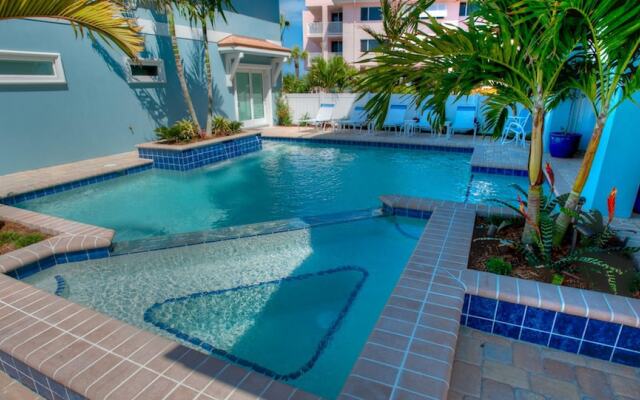 The Blue Horizon Apartment 9