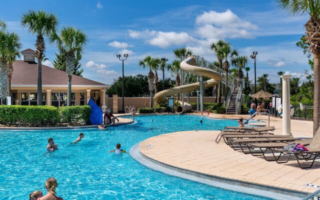 Spacious Home W/private Pool/spa & Free Waterpark!