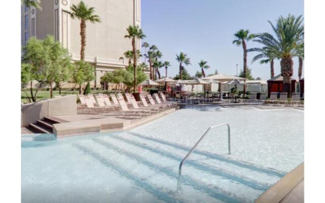 Sunset Station Hotel & Casino