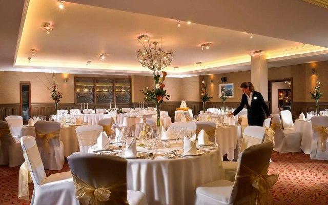Westport Plaza Hotel