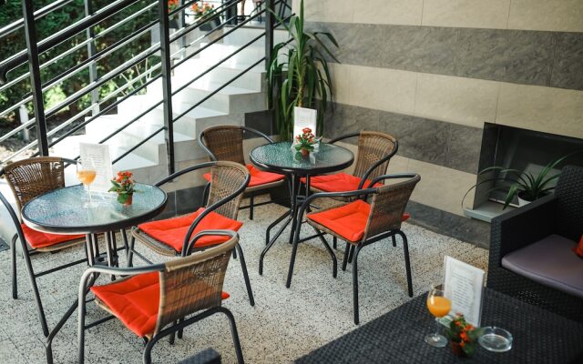 Tip Top Hotel