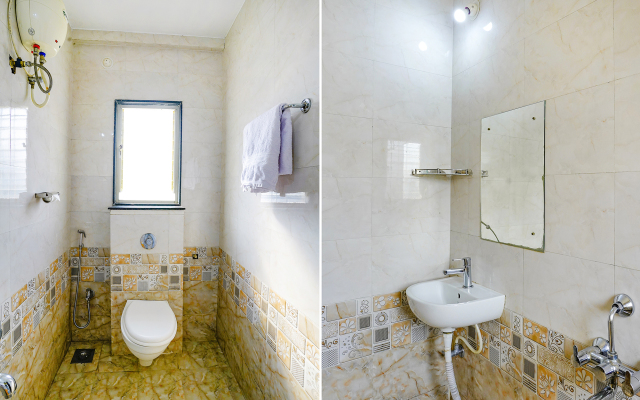 FabHotel Himalay