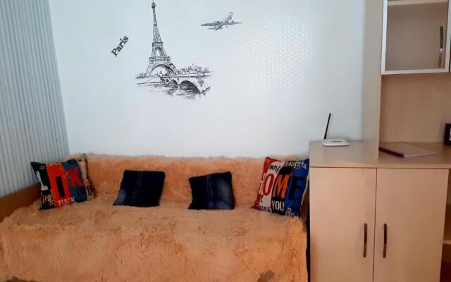 Standard Apartment on Umanskaya