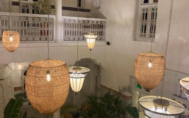 Riad Lamdina