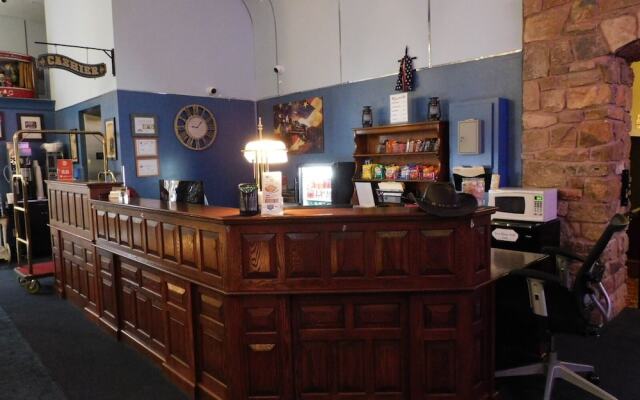Historic Iron Horse Inn