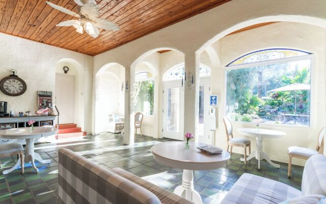 Banyan House Vacation Rentals