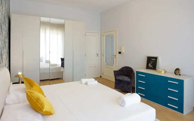 Riviera di Chiaia 207