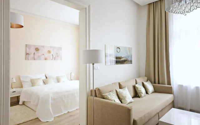 Luxury Center Apt. Charles bridge walking distance