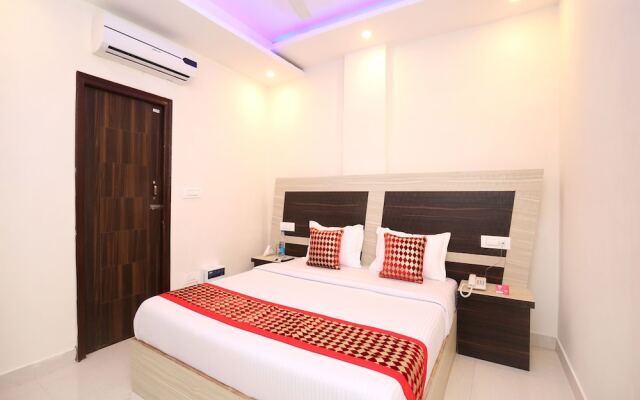 OYO 12258 Royal Residency