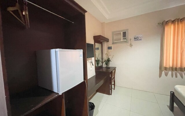 Argao Seabreeze Hotel powered by Cocotel