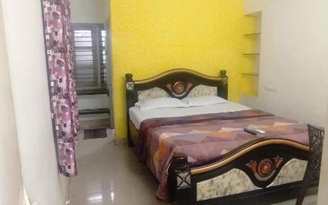 Kushi HomeStay Guest House