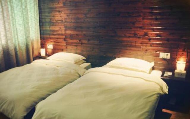 Qiandaohu Qinglu Inn