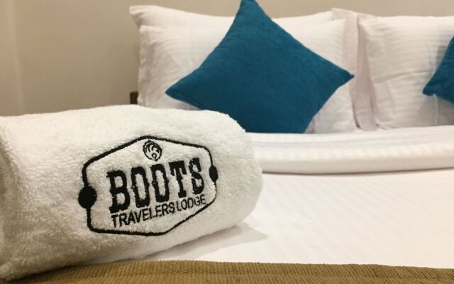 Boots Travelers Lodge