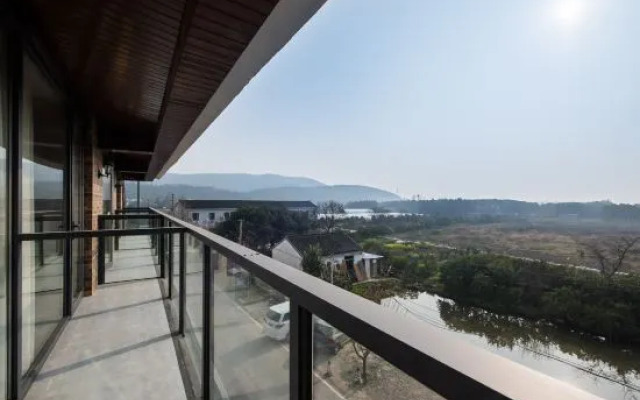 Wuxi Banmu Fangtang Inn (Lingshan Giant Buddha Nianhuawan Scenic Area)