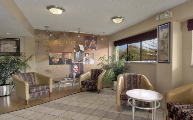 Red Roof Inn Edison