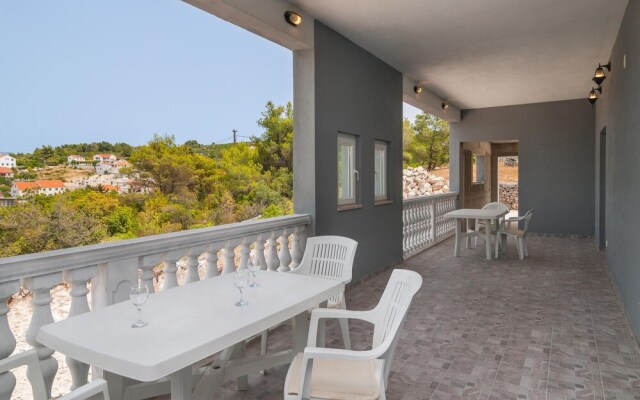 Awesome Apartment in Supetar-splitska With 2 Bedrooms and Wifi